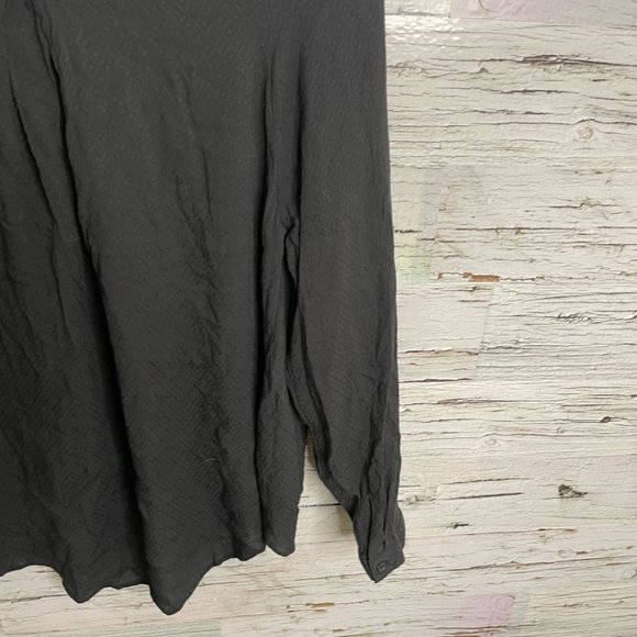Silence & noise black long sleeve blouse size medium urban outfitters - Picture 8 of 11